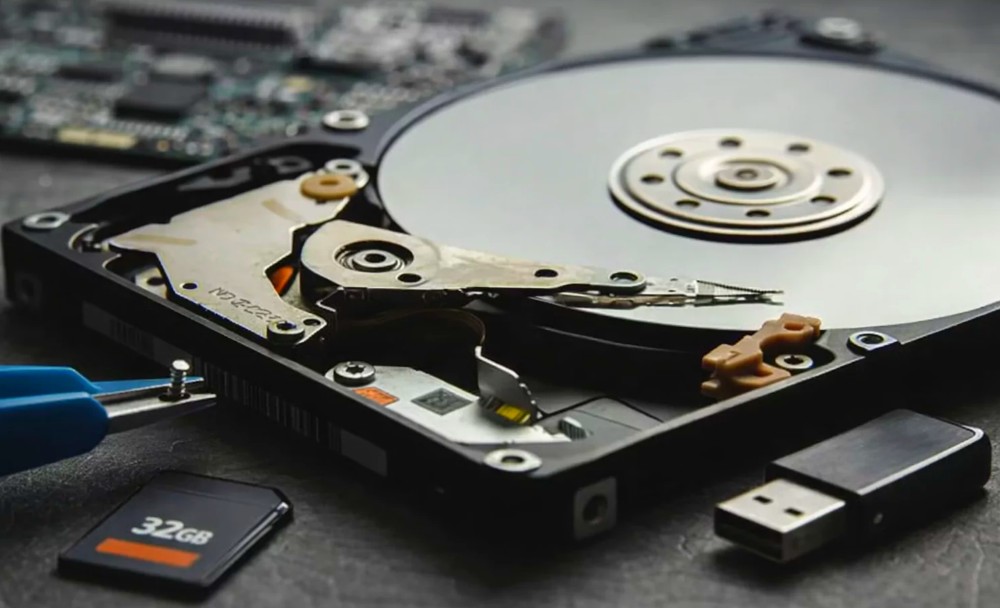 TechPanda-specialist helpt een klant